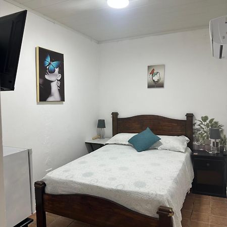 Hostal Compostela Inn David Εξωτερικό φωτογραφία