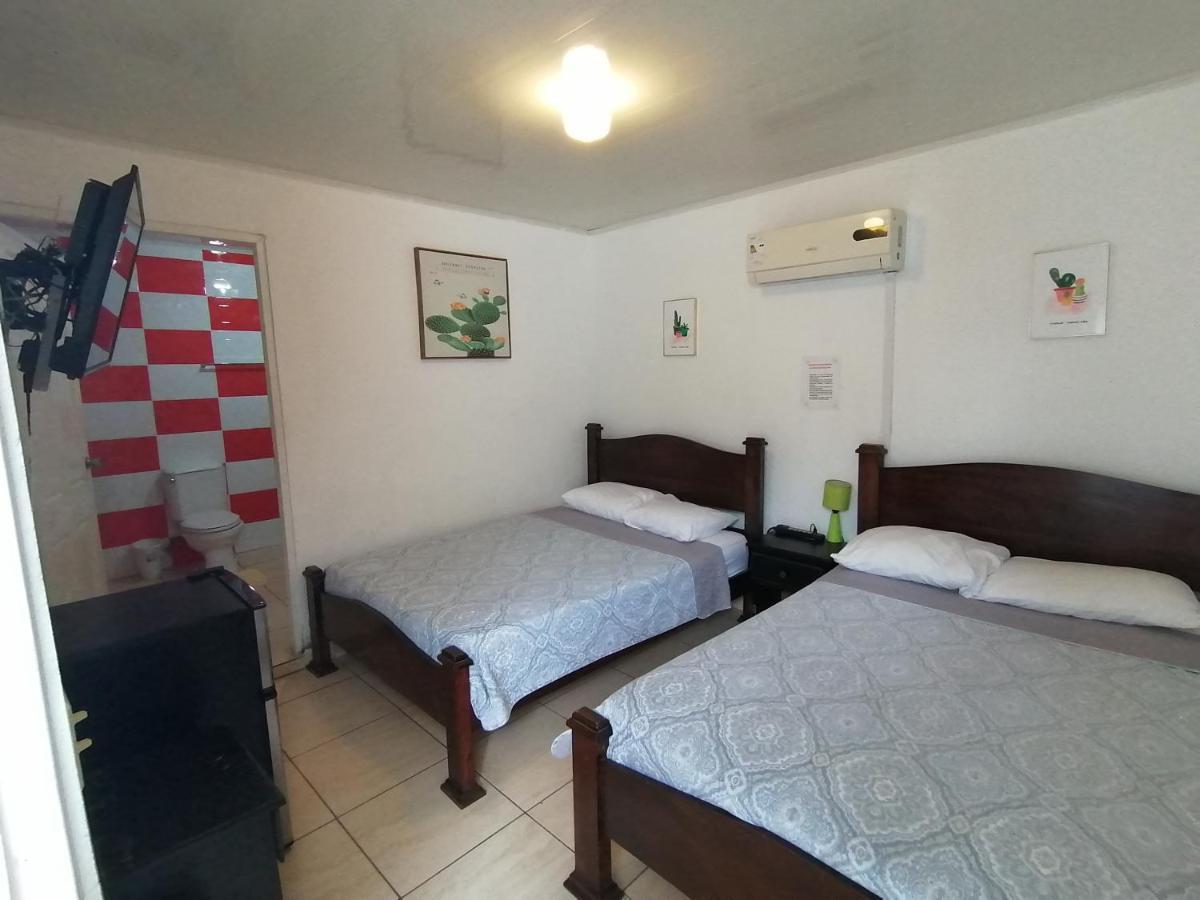 Hostal Compostela Inn David Εξωτερικό φωτογραφία