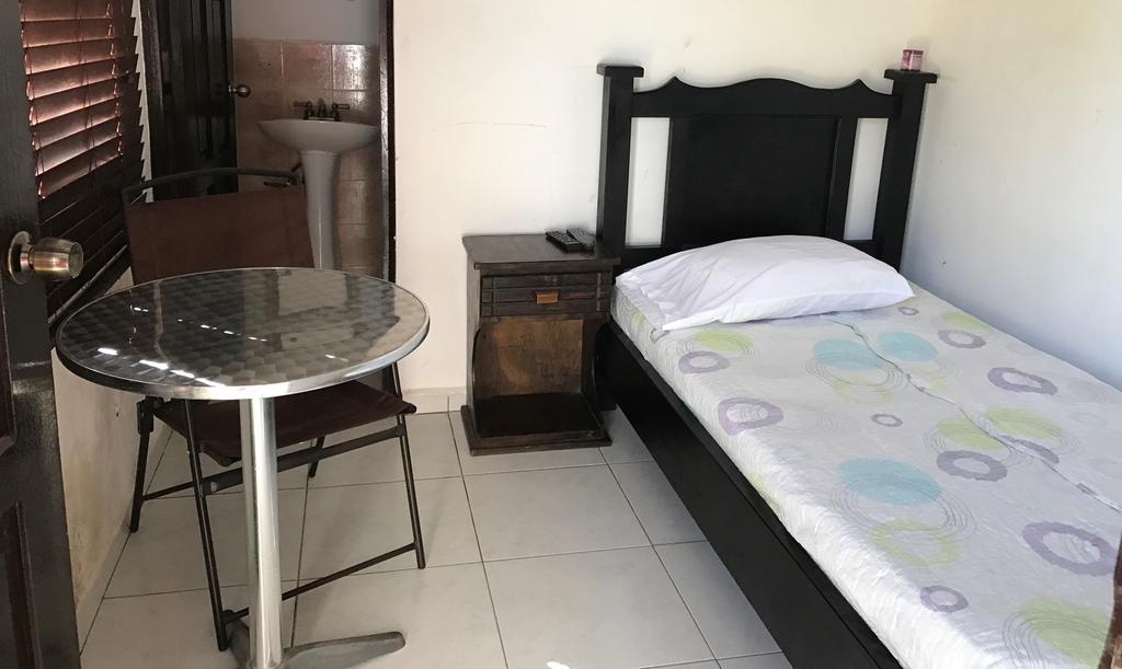 Hostal Compostela Inn David Εξωτερικό φωτογραφία