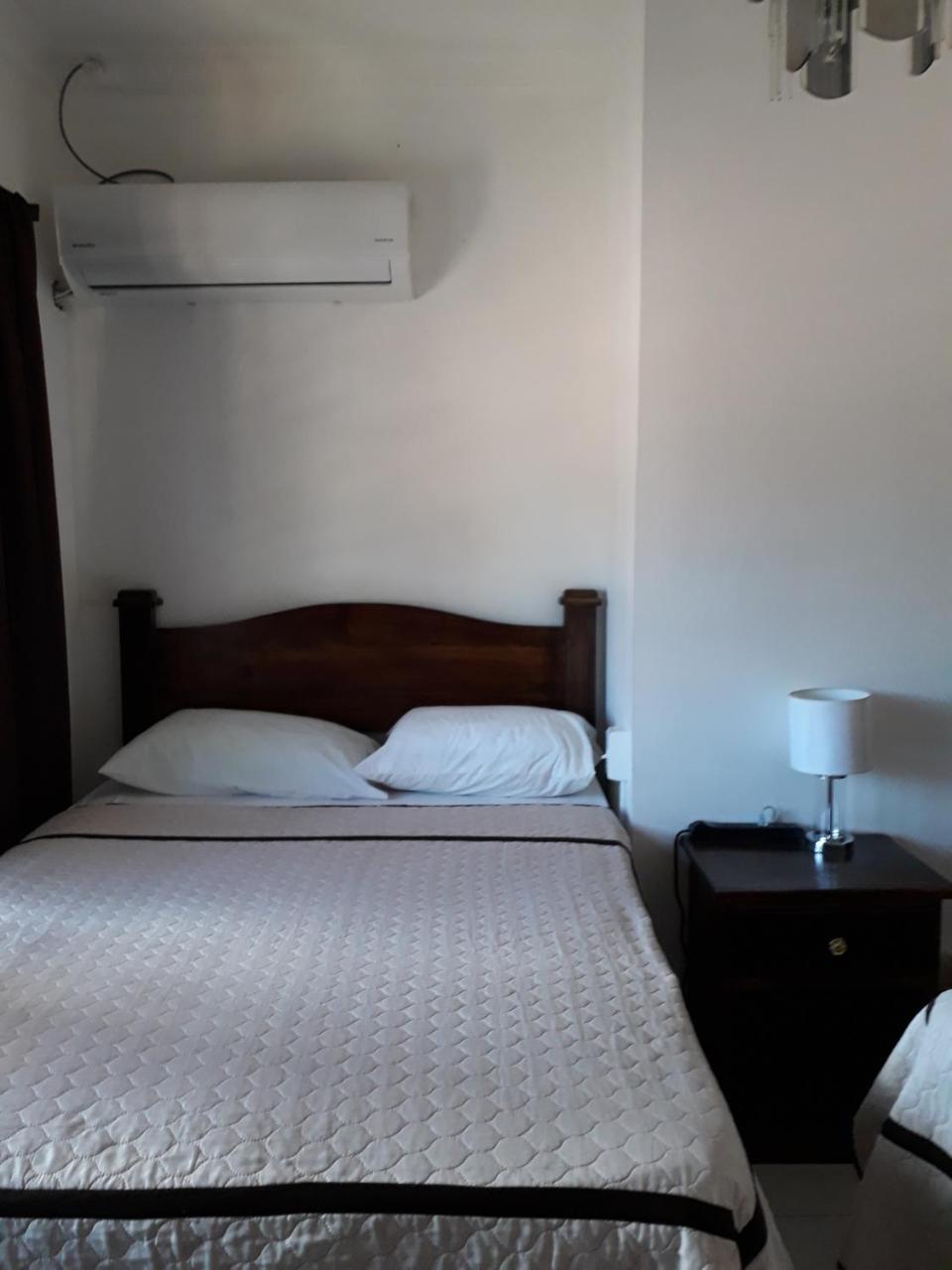 Hostal Compostela Inn David Εξωτερικό φωτογραφία